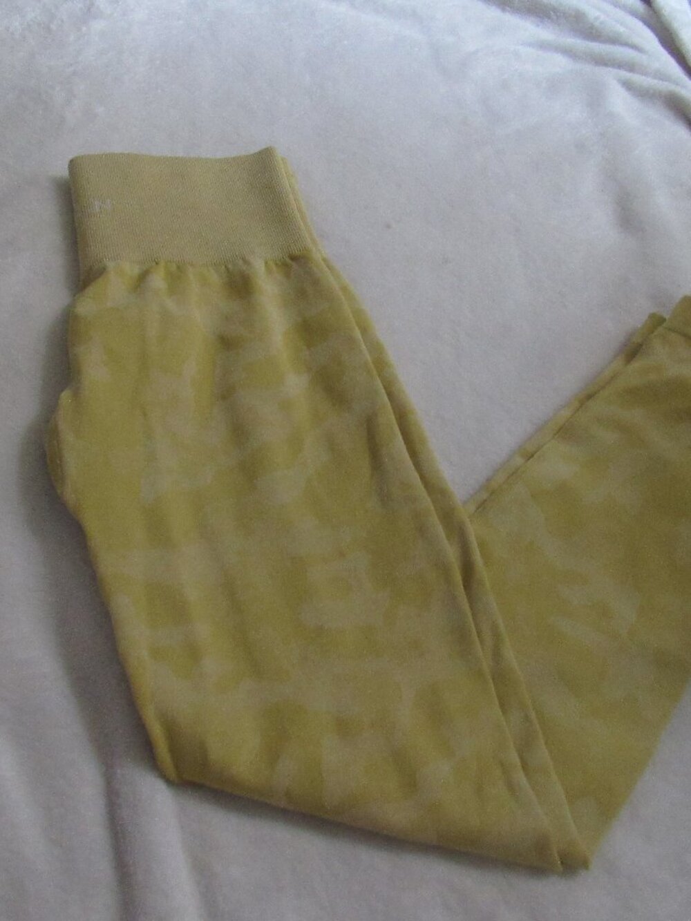 NVGTN Yellow Camo Leggings Size Small USED